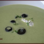 Zielona zupa groszkowo-brokułowa