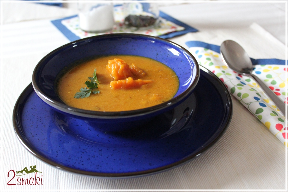 Zupa z dyni z mlekiem kokosowym i curry