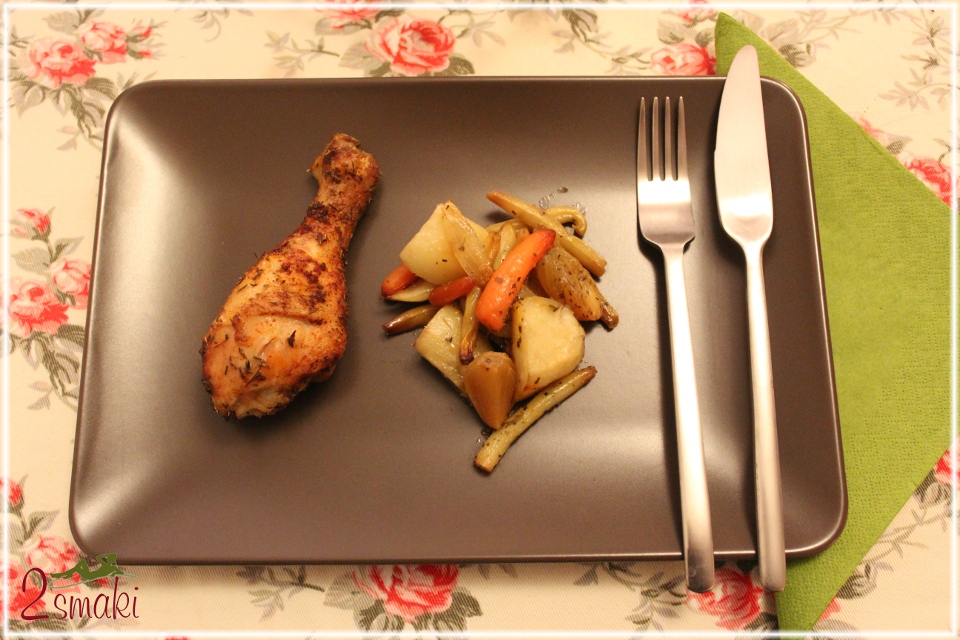 Rozmarynowy kurczak z warzywami