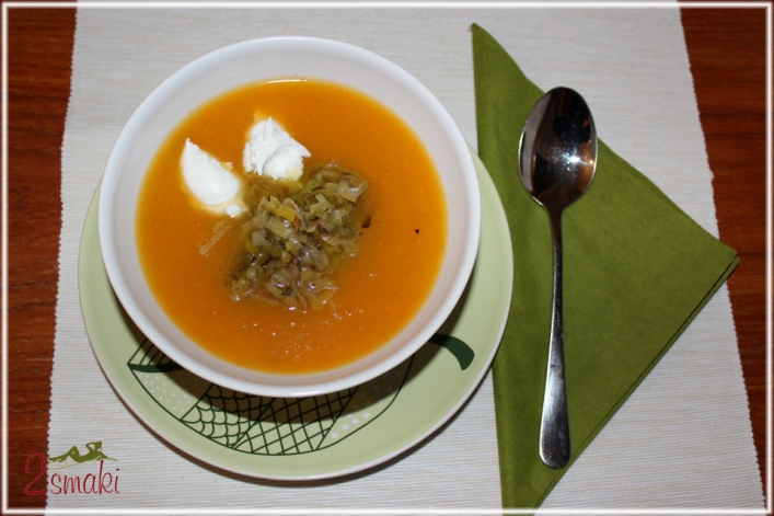 Zupa z dyni z dodatkiem karmelizowanego pora
