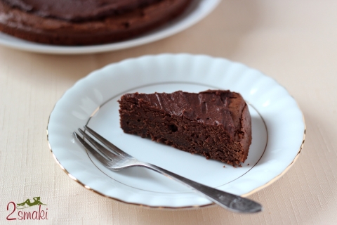 Tort brownie z kremem czekoladowym
