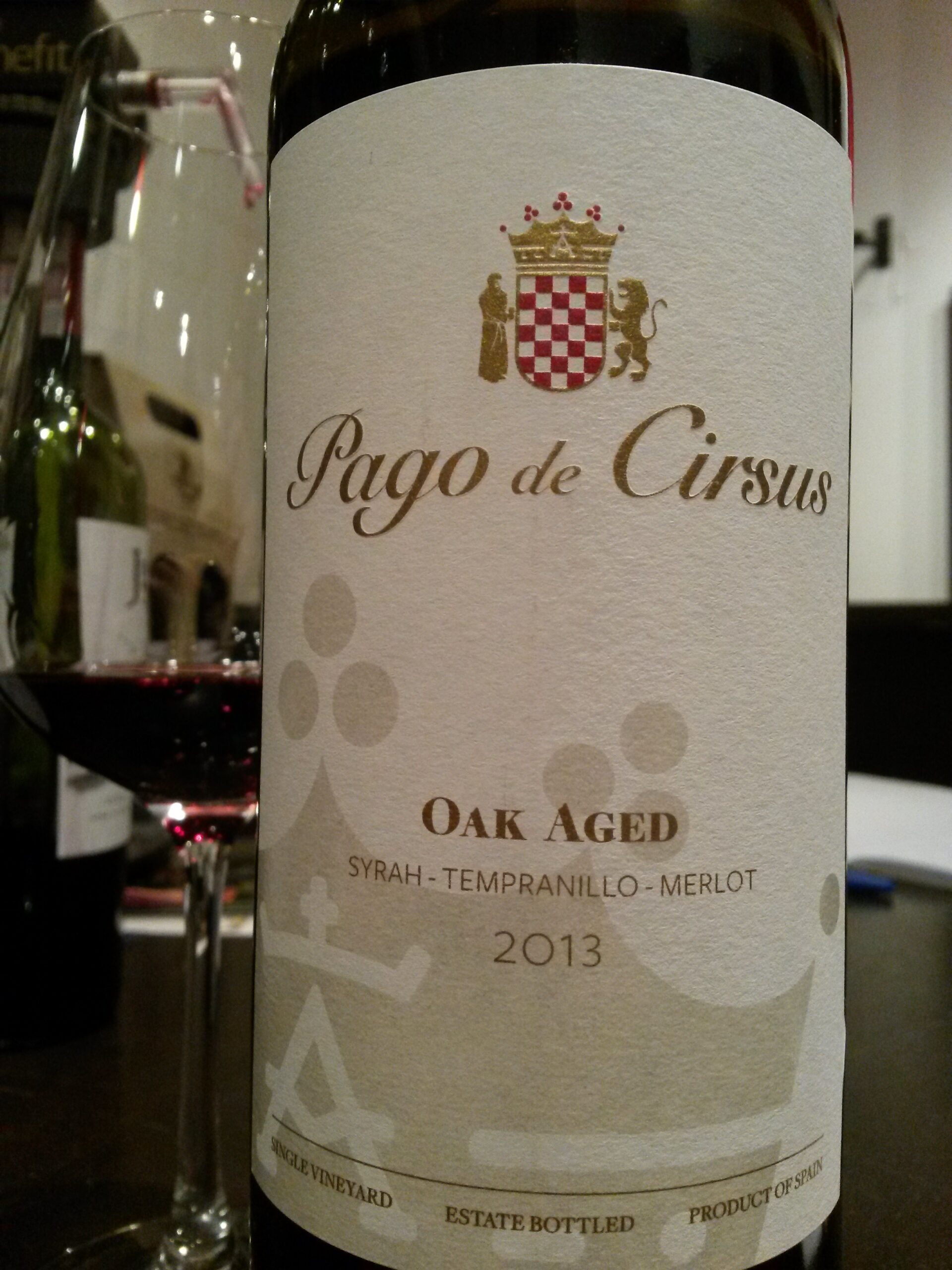 Pago de Cirsus Oak Aged Syrah – Tempranillo – Merlot